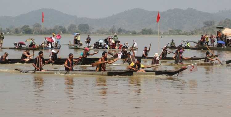 lể hội đua thuyền