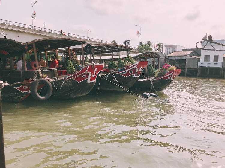 Chợ nổi Cái Bè Tiền Giang