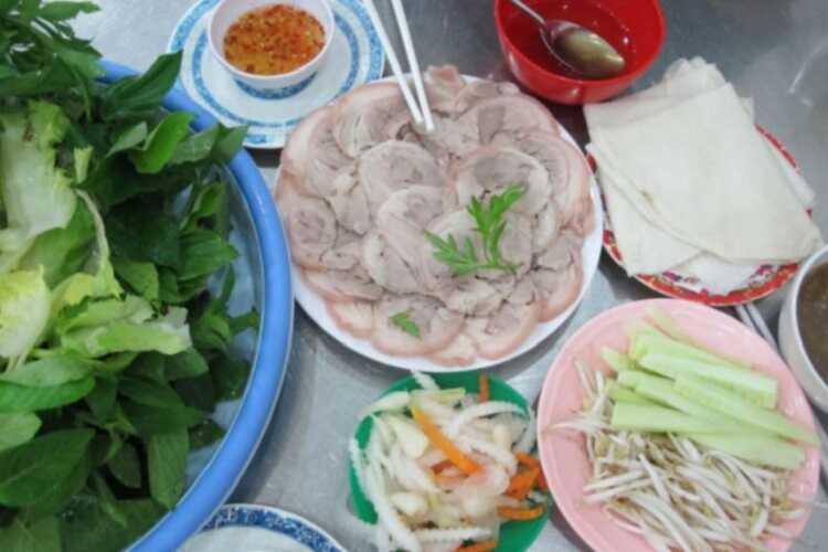 Bánh tráng cuốn phơi sương